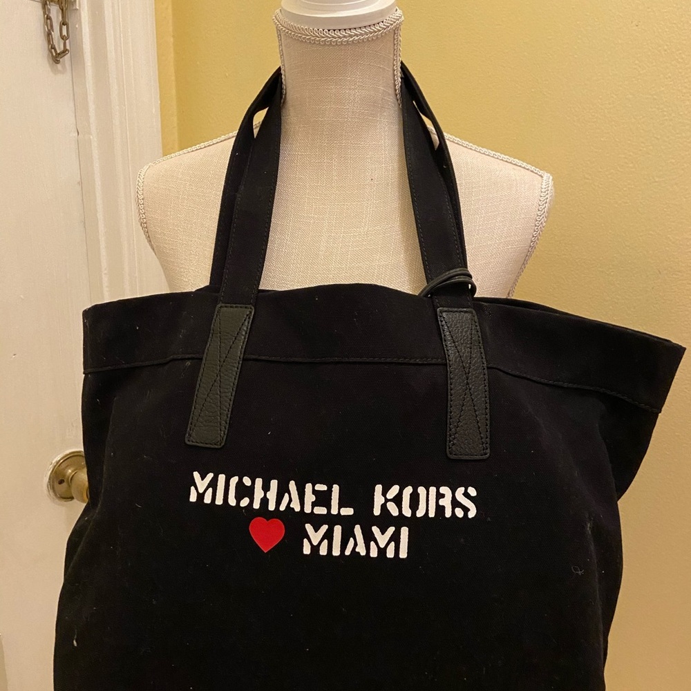 Michael Kors City Tote -Miami or Las Vegas